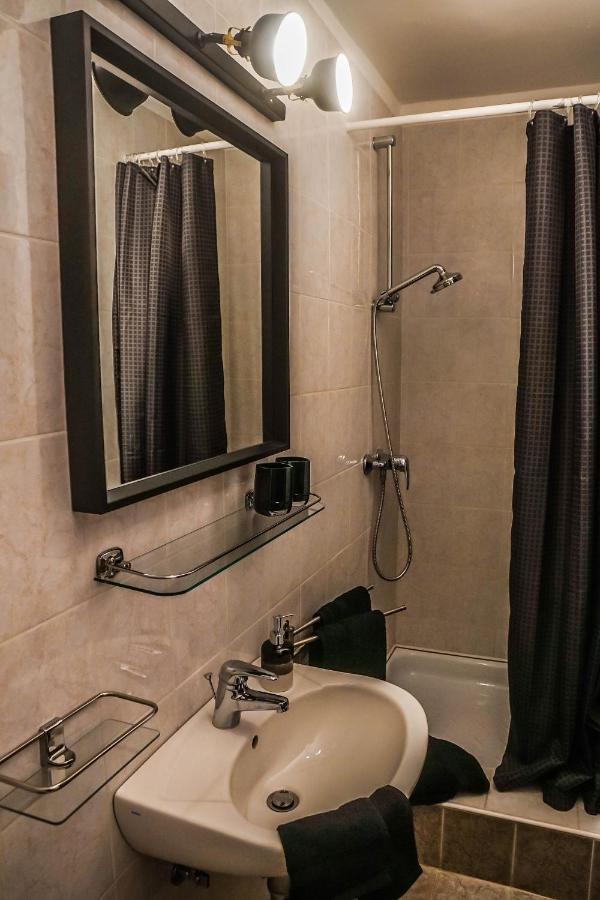 Anna Vendeghaz Eger Appartement Buitenkant foto